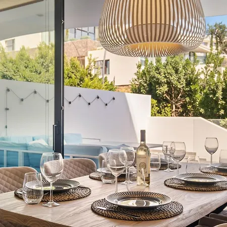 Vivi Homes - Luxury ,garden, Pool & Sauna * Fuengirola